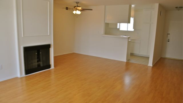 605 San Vincente Blvd. 605 San Vincente Blvd.