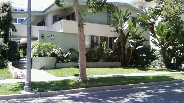 305 S. Rexford Drive 305 S. Rexford Drive