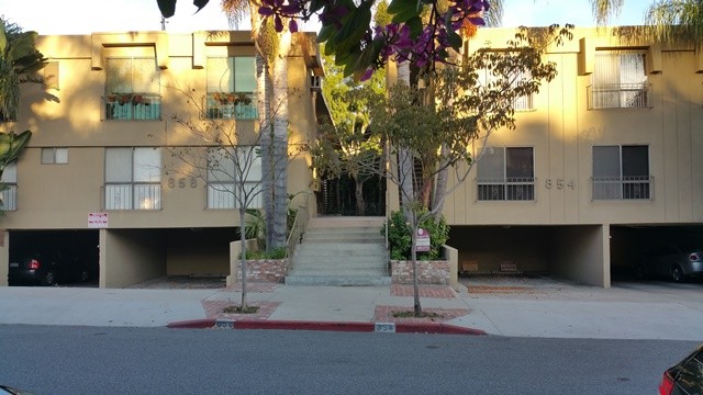 854 Westbourne Drive 854 Westbourne Drive