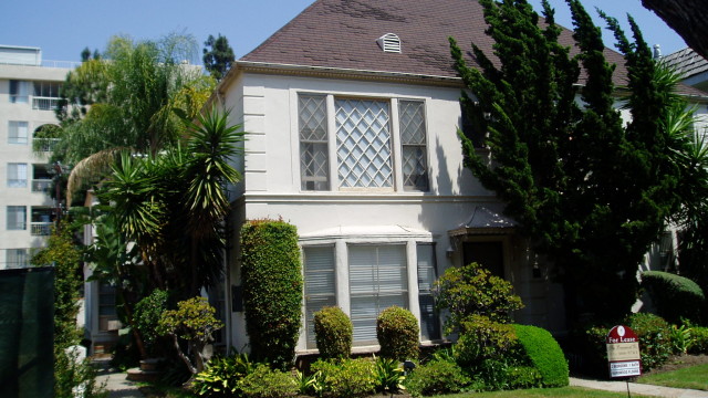 442 N. Palm Drive 442 N. Palm Drive